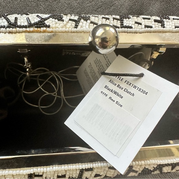 From St Xavier Alice Beaded Box Clutch White NWT! - Picture 5 of 11